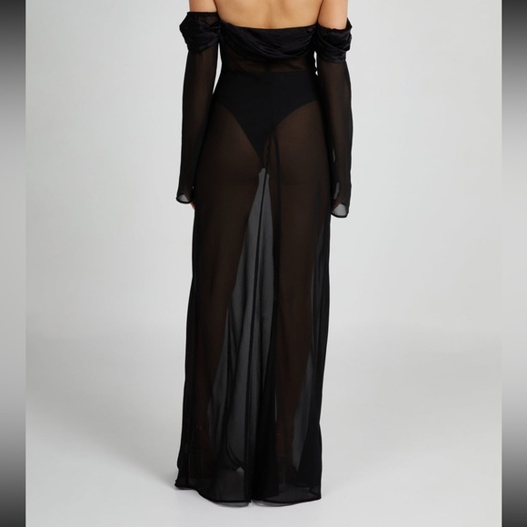 Ivanna off shoulder chiffon maxi dress MESHKI - Picture 3 of 4